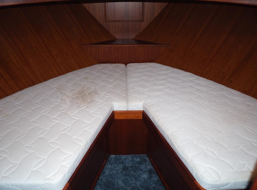 Cabin en avant, H&eacute;bergements